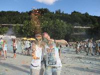 Holi Festival der Farben im Hafen 2017