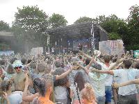 Holi Festival der Farben im Hafen 2017