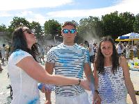 Holi Festival der Farben im Hafen 2017