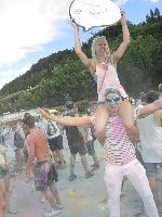 Holi Festival der Farben im Hafen 2017
