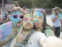 Holi Festival der Farben im Hafen 2017