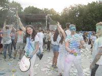 Holi Festival der Farben im Hafen 2017