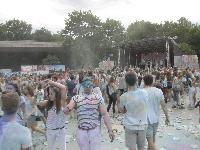 Holi Festival der Farben im Hafen 2017