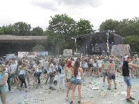 Holi Festival der Farben im Hafen 2017